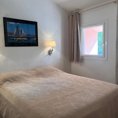 Villa St Cyprien A6 5 Pers A 250m De La De Sable Saint Cyprien *